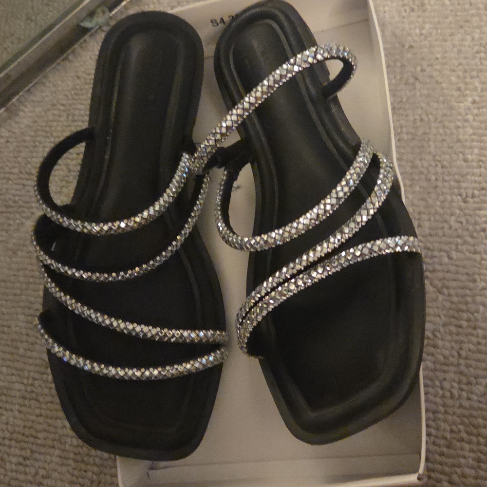 JEWEL Strappy Sandals